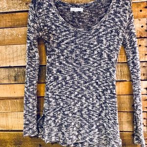Aeropostale sweater size small